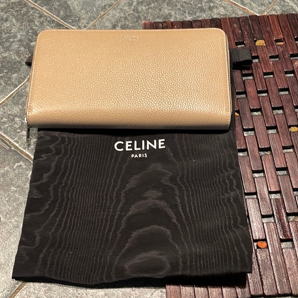Celine beige wallet original